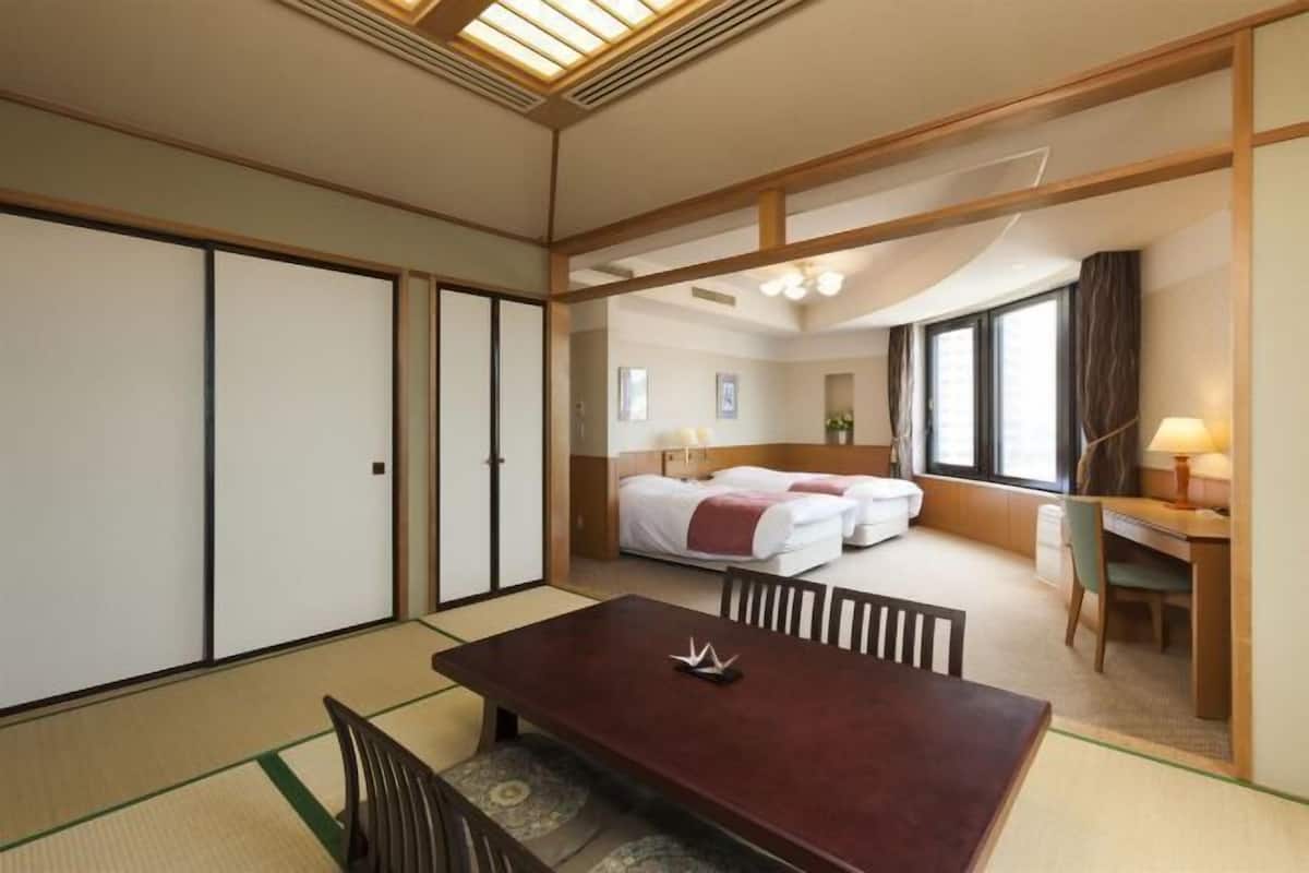 1 bedroom, premium bedding, down duvets, in-room safe