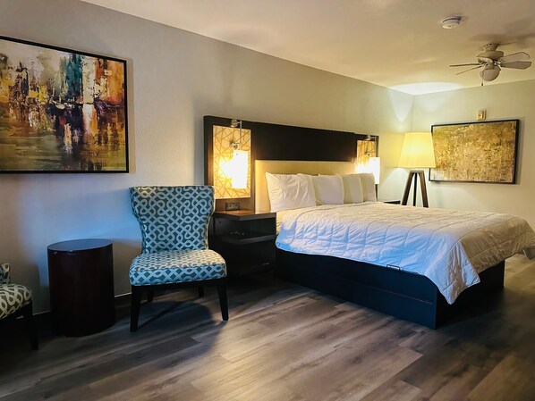 Deluxe Single Room, Non Smoking | Pillowtop beds, desk, iron/ironing board, free WiFi