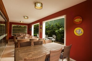 Petit déjeuner buffet compris tous les jours