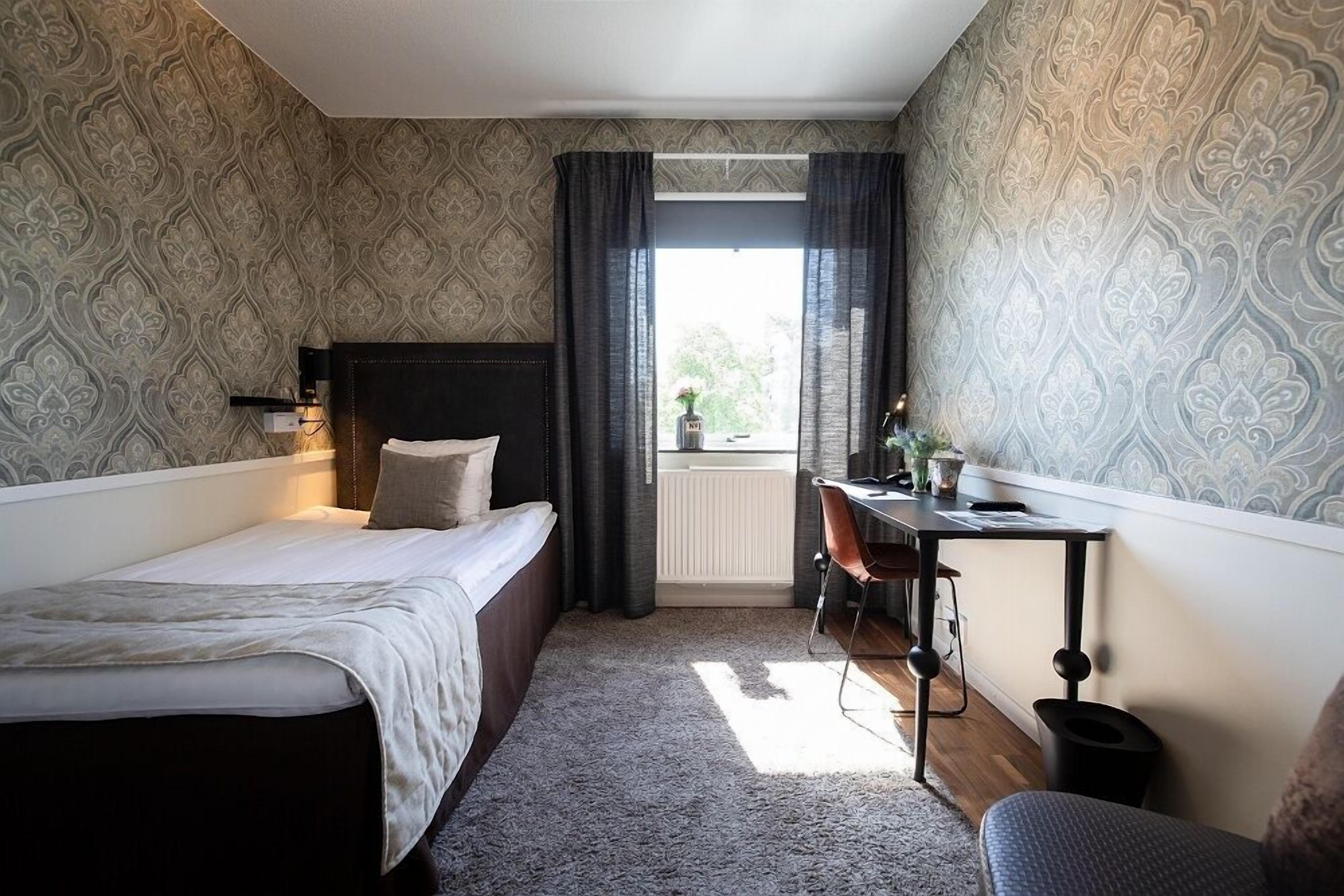 single room | 1 bedroom, premium bedding, in-room safe, desk