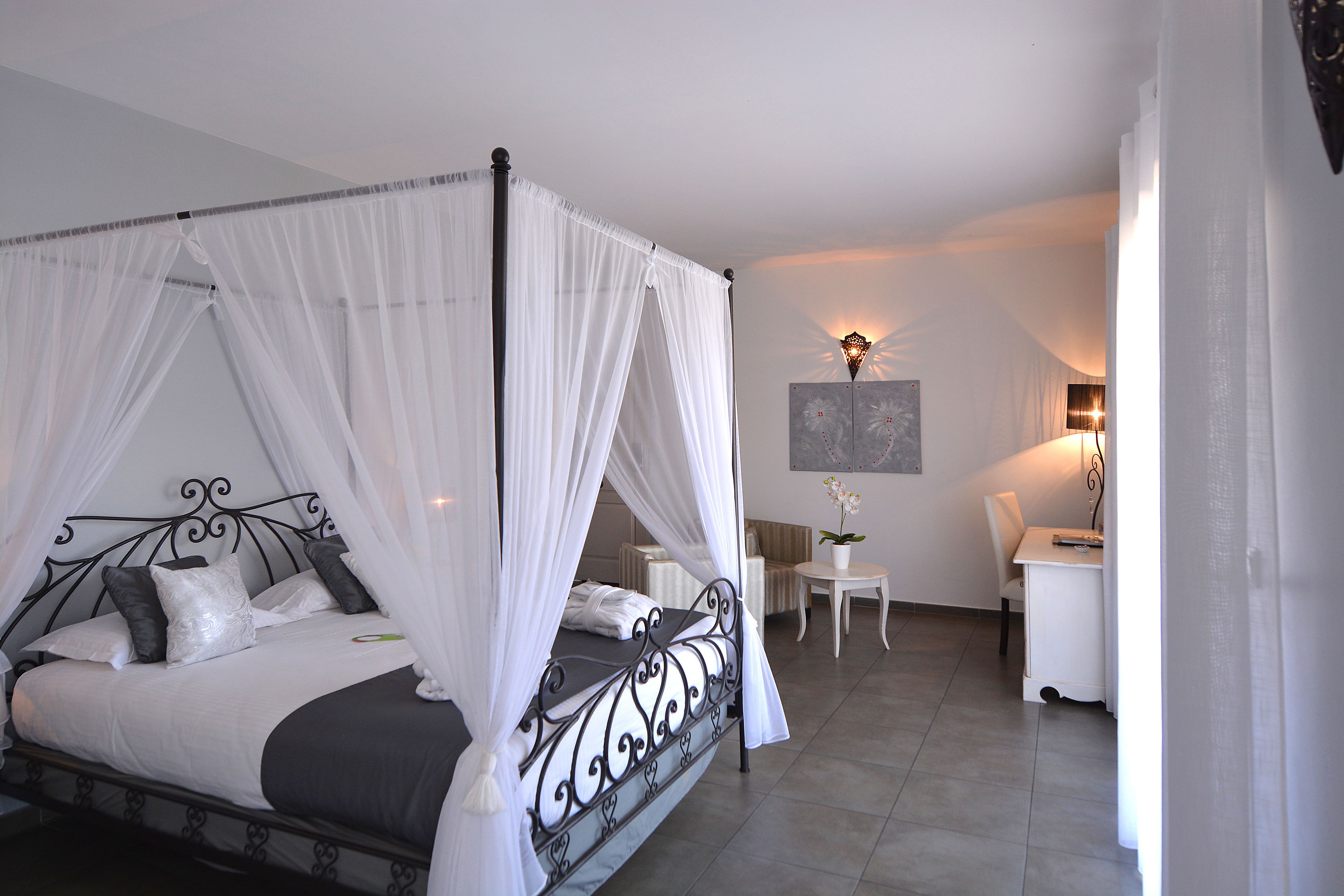 signature suite (madonetta) | in-room safe, soundproofing, free cots/infant beds, free wifi