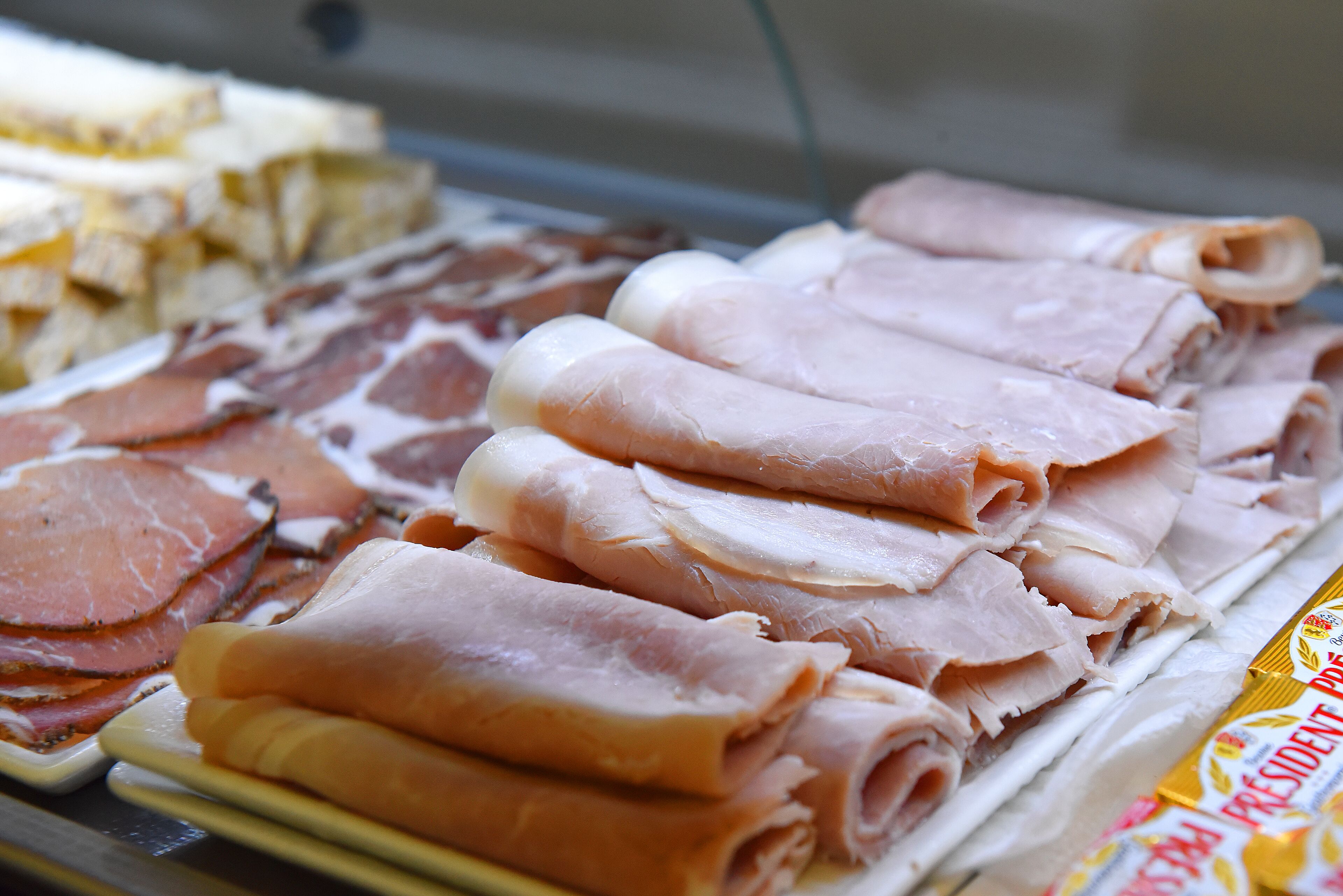 daily buffet breakfast (eur 18 per person)