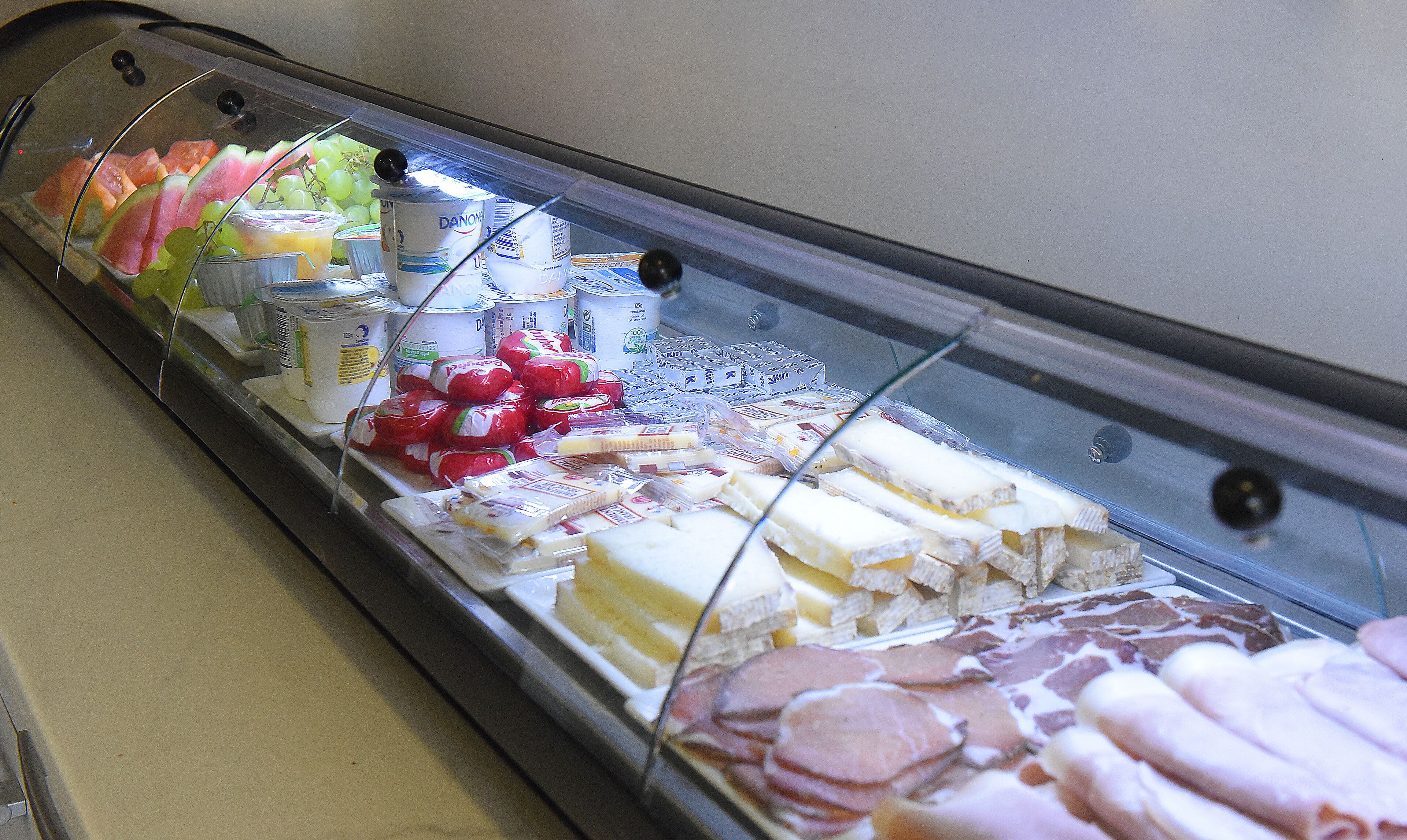 daily buffet breakfast (eur 18 per person)