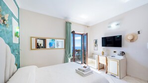 Phòng đôi Superior, quang cảnh biển | Bộ đồ giường cao cấp, chăn bông, nệm cao su hoạt tính (memory foam) 