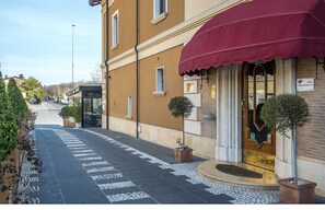 Property entrance - Hotel Al Casaletto (Rome)