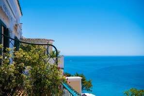 Superior Suite, Sea View | Terrace/patio - Alcione Residence (Positano)
