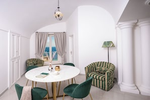 Family Apartment, Annex Building | Living area - Alcione Residence (Positano)