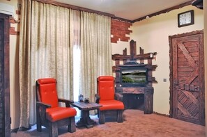 Standard Double Room | Living area