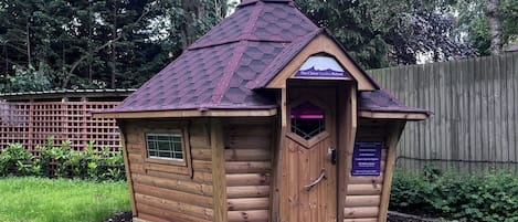 Exclusive Cabin, Garden View