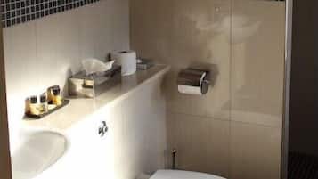 Superior dubbelrum - eget badrum | Badrum