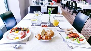 Daily buffet breakfast (EUR 12 per person)