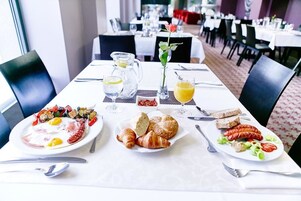 Daily buffet breakfast (EUR 12 per person)