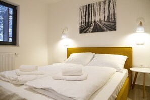In-room safe, laptop workspace, cribs/infant beds, free WiFi - Wellness Hotel Montis (Mozirje)