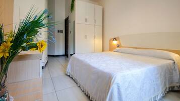 Superior Double Room | Desk, rollaway beds, free WiFi