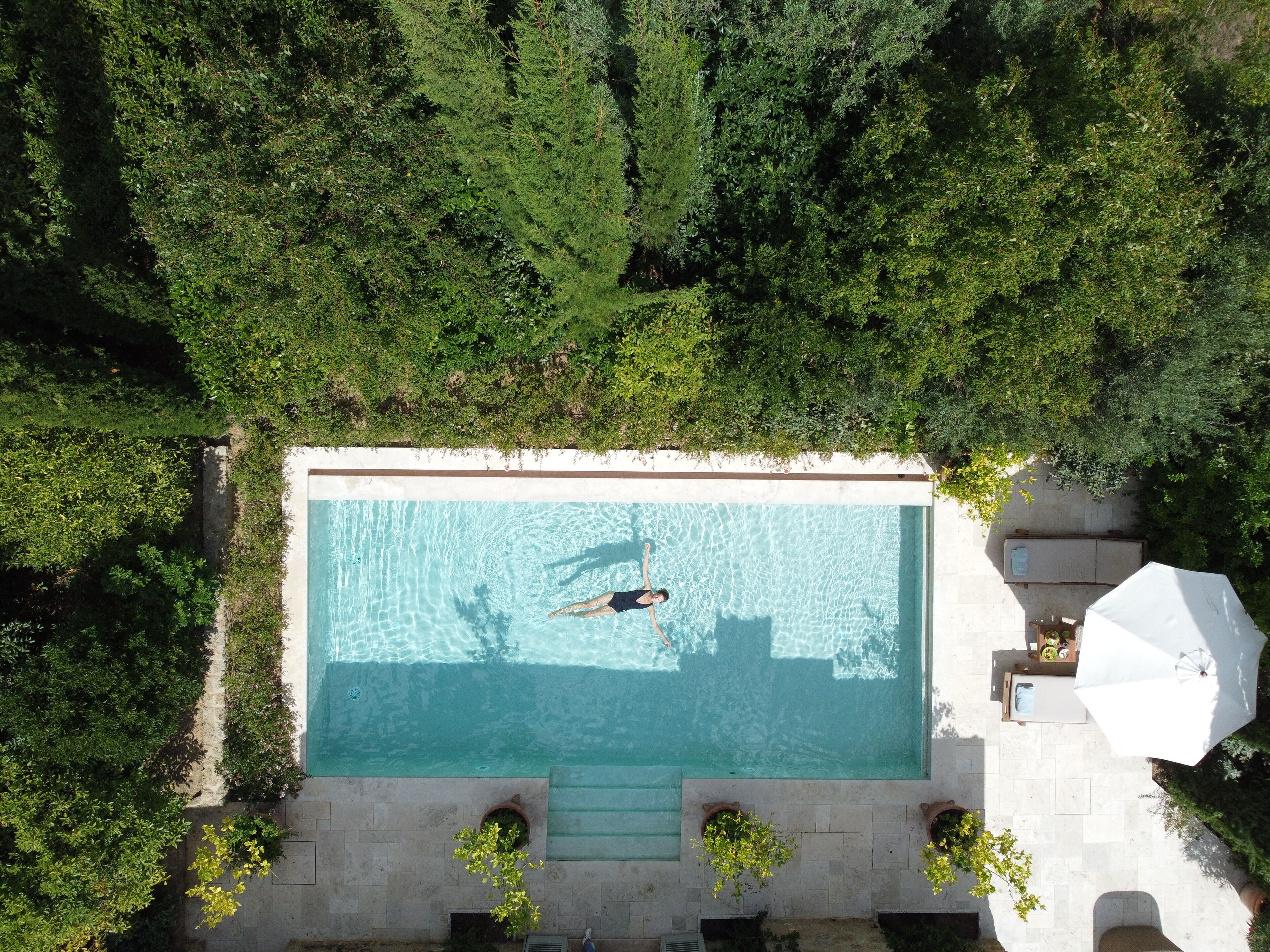 套房, 池畔 (Dina Ferri) | 高級寢具、羽絨被、迷你吧、客房內保險箱