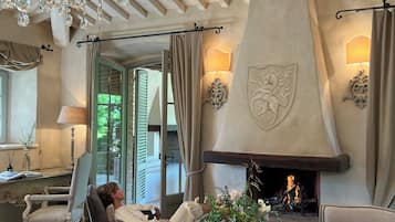 Literie de qualité supérieure, couette en duvet d'oie, minibar