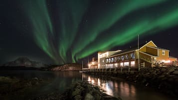 Façade de l’hébergement - soirée/nuit