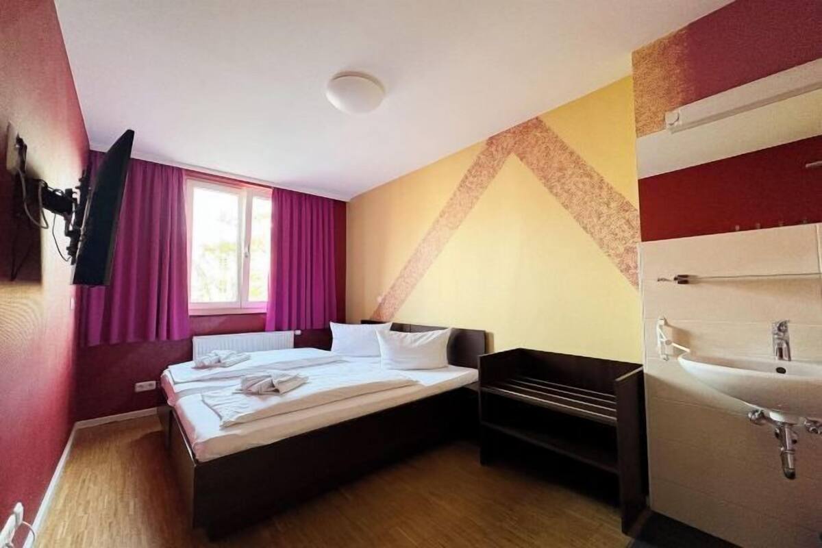 Blackout curtains, free WiFi, bed sheets