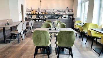 Breakfast, lunch, dinner served; German cuisine, alfresco dining