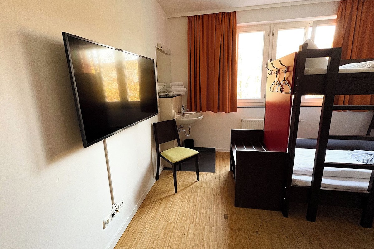 Blackout curtains, free WiFi, bed sheets