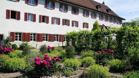 Fachada de la propiedad. Kloster Dornach