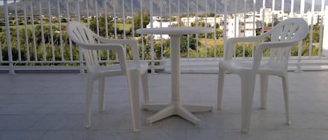 Apartamento básico | Sacada