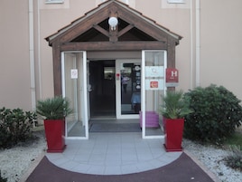 Entrée de l’hébergement