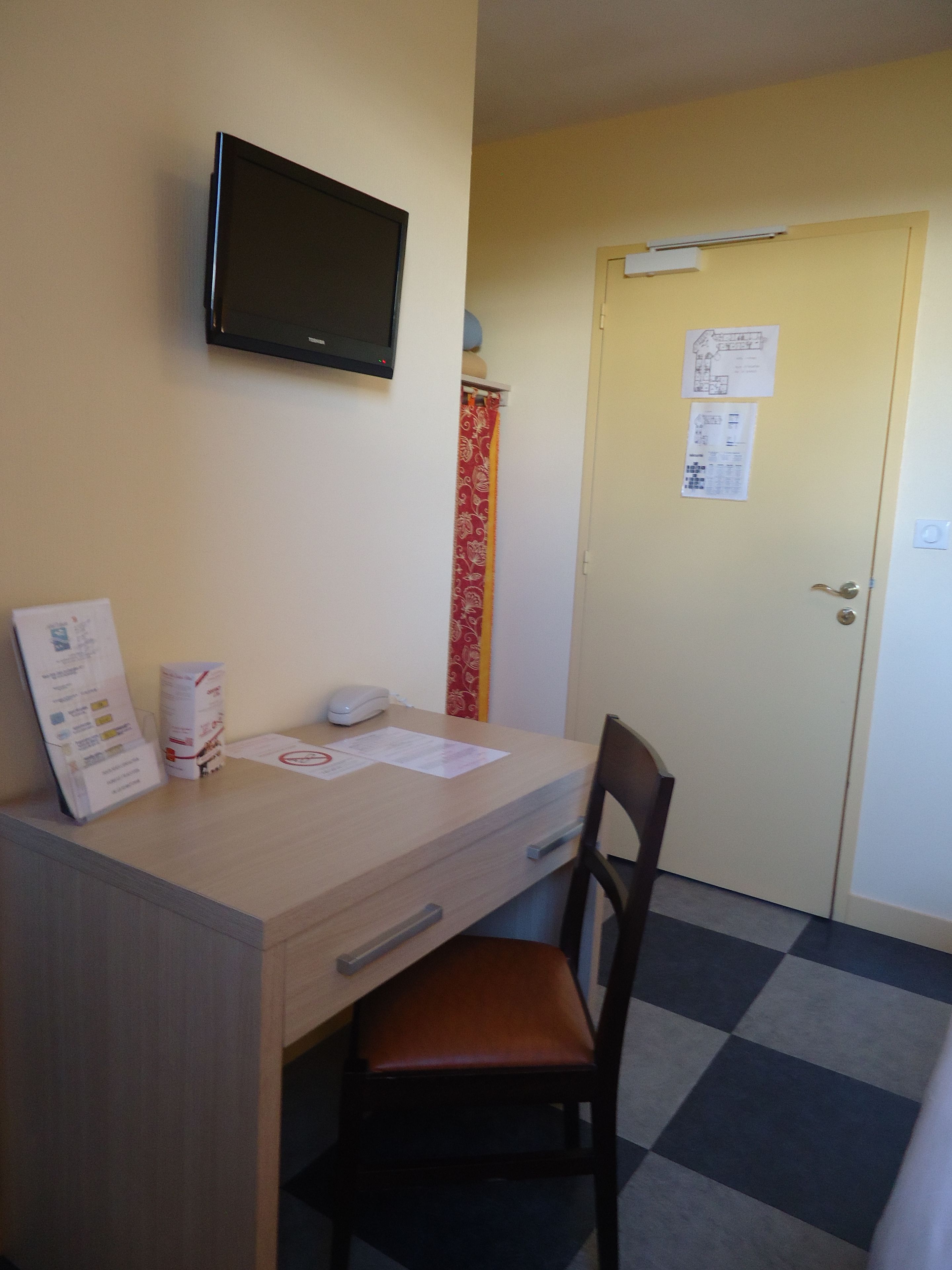 classic double room | desk, cots/infant beds, free wifi, bed sheets