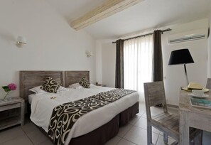 Select Comfort beds, minibar, in-room safe, iron/ironing board