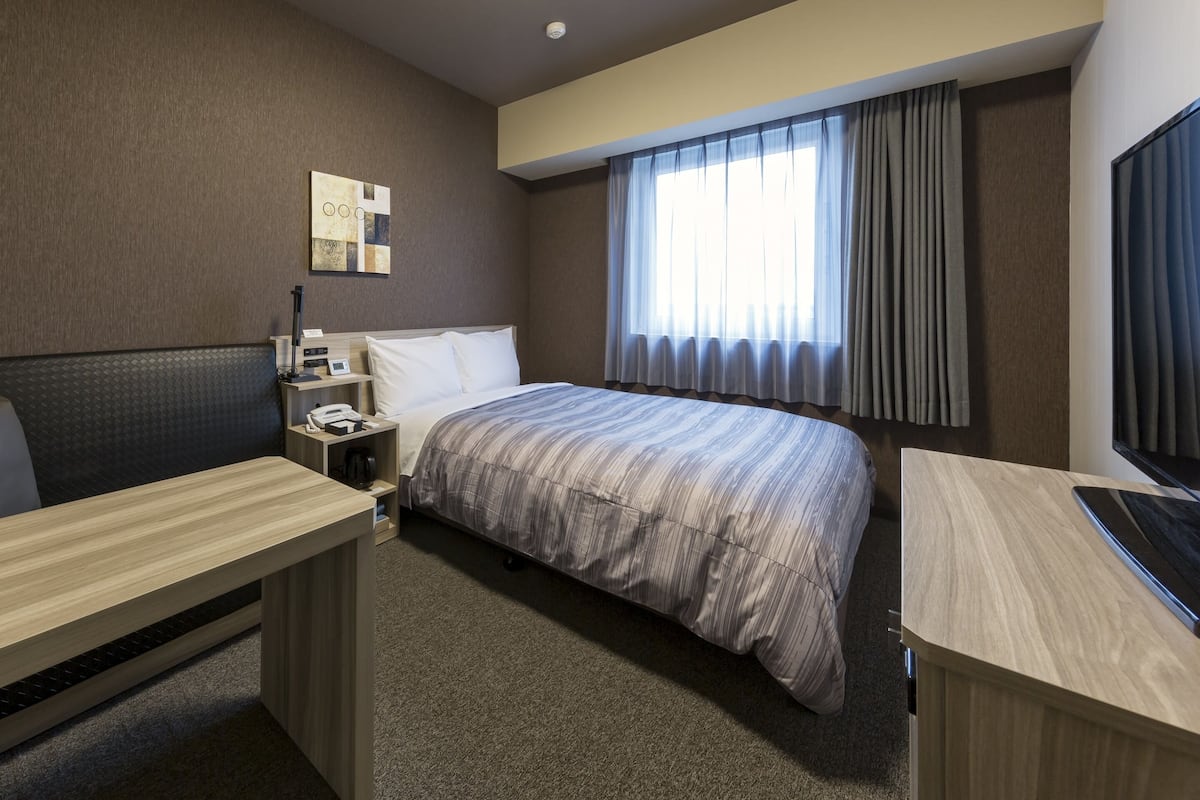 룸, 금연 (Grand Annex, Small Double, 1-2 Guests) | 책상, 무료 WiFi, 침대 시트