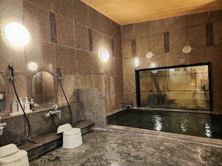 Public bath. Hotel Route-Inn Dai-Ni Kameyama Inter