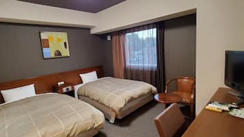 Desk, free WiFi, bed sheets
