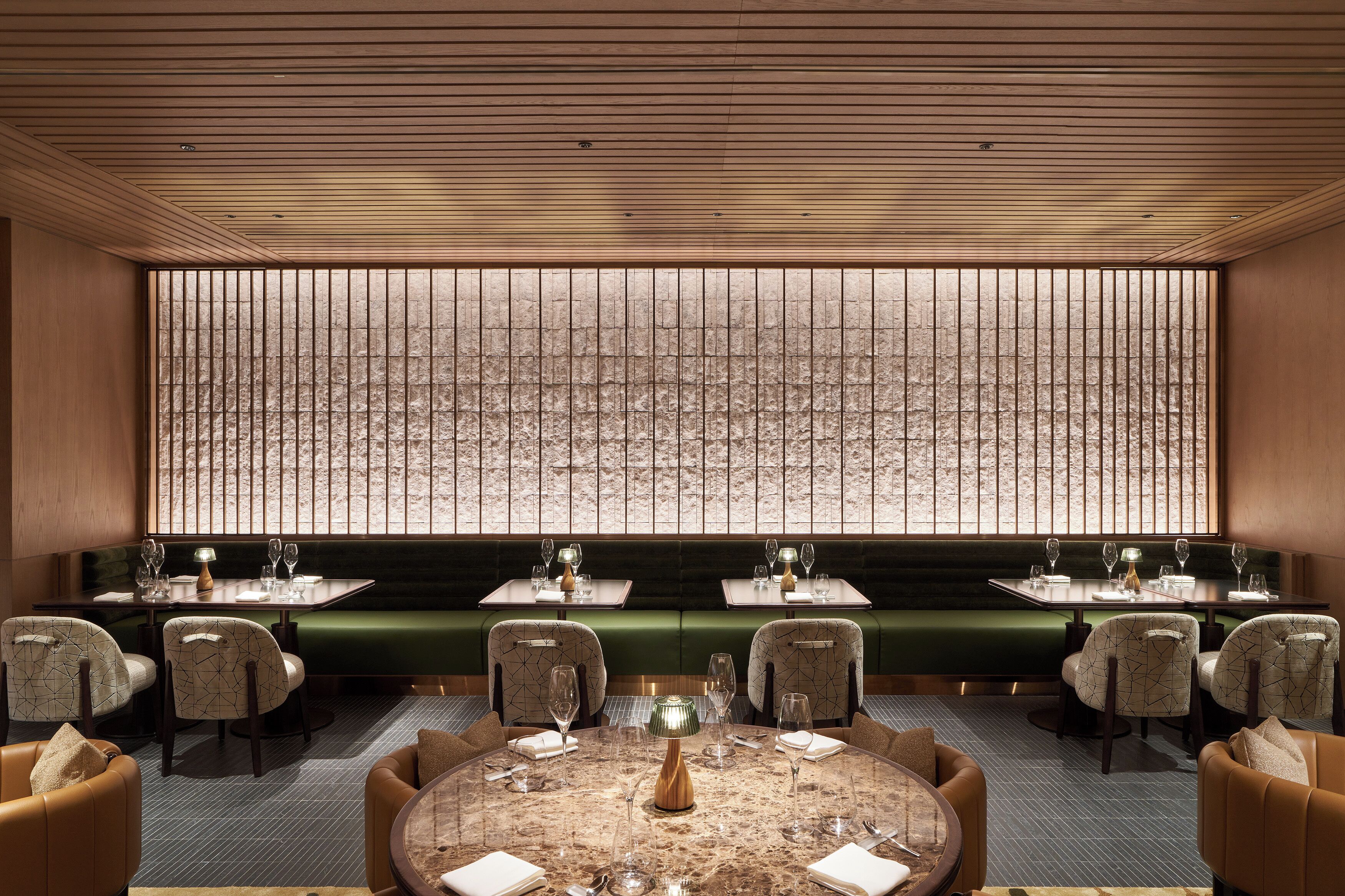 Photo - Resorts World Sentosa - Crockfords Tower