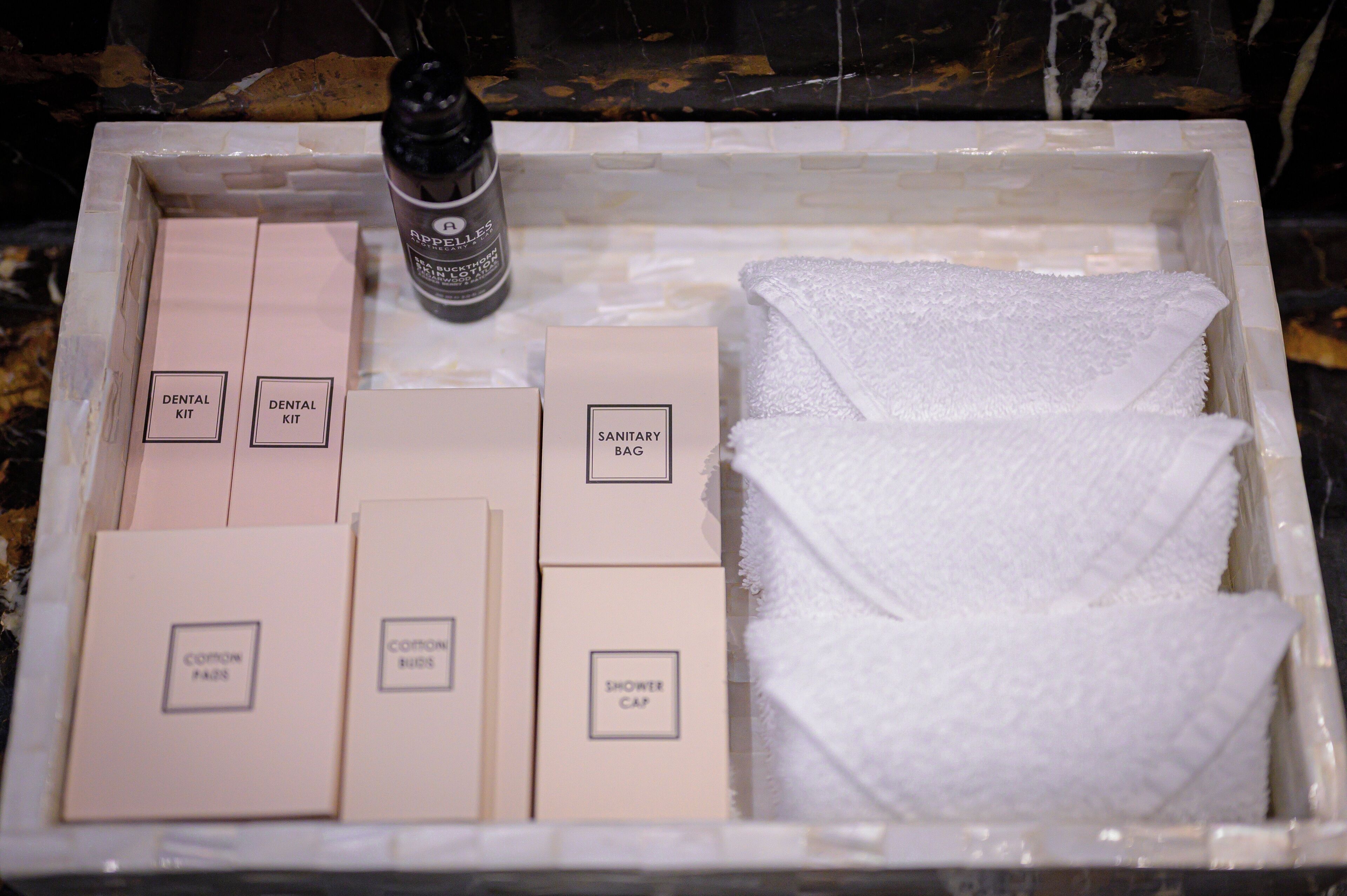 Photo - Resorts World Sentosa - Crockfords Tower