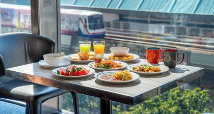 Holiday Inn Express Bangkok Siam by IHG