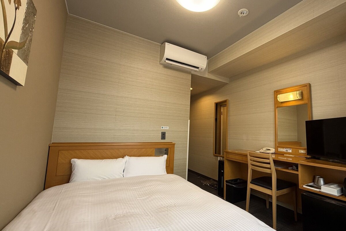 Semi-double Room Smoking