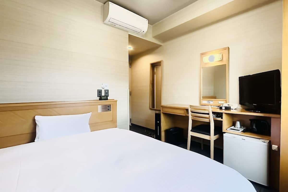 Bureau, Wi-Fi gratuit, draps fournis