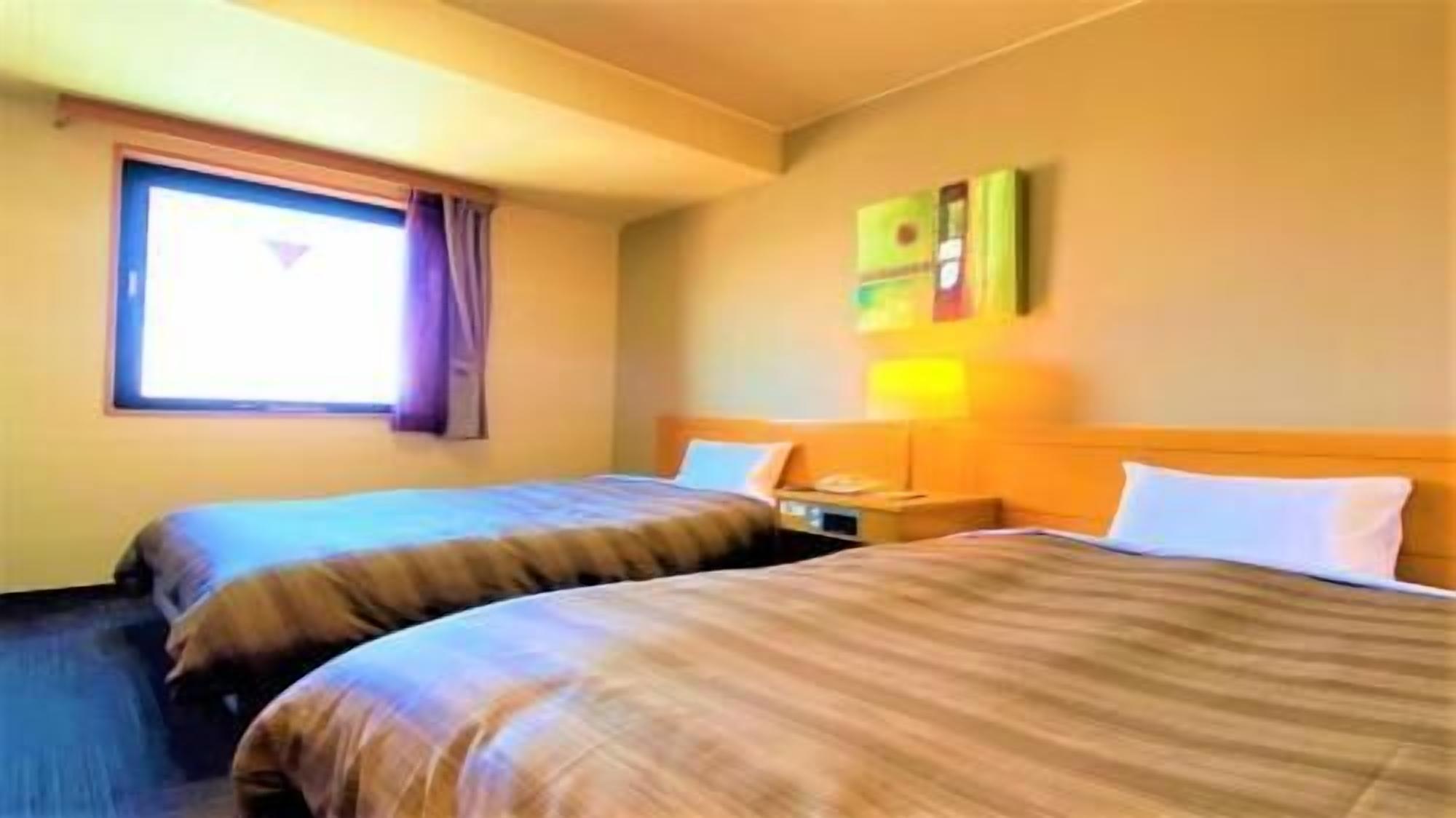 Bureau, Wi-Fi gratuit, draps fournis