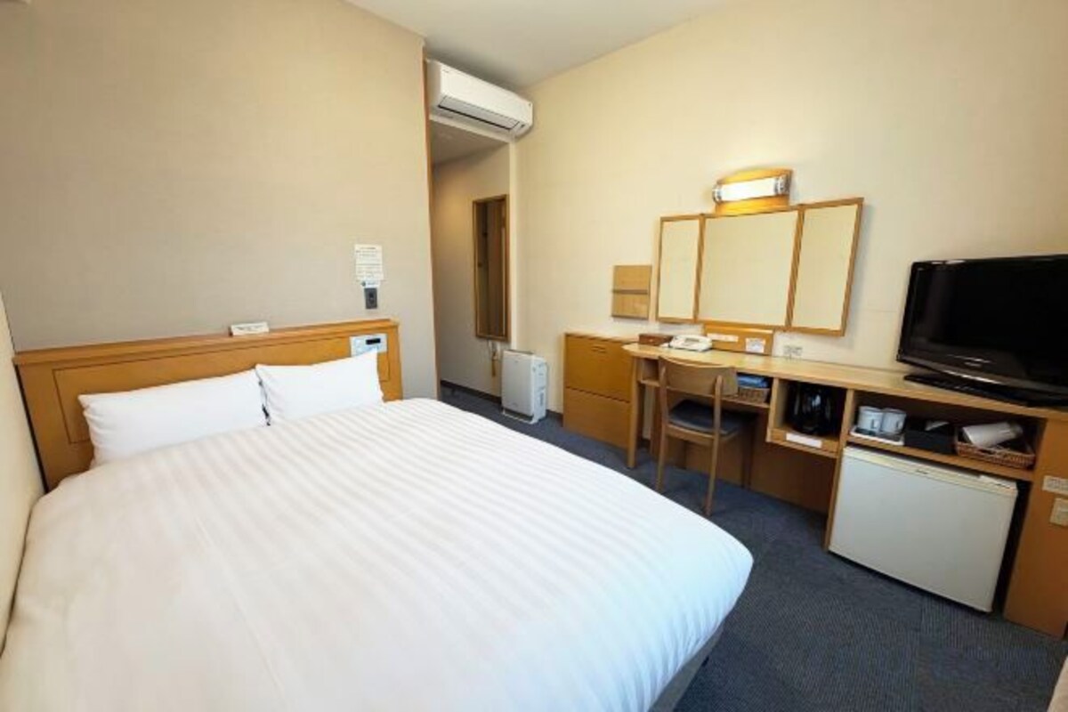 Semi Double Room Non smoking