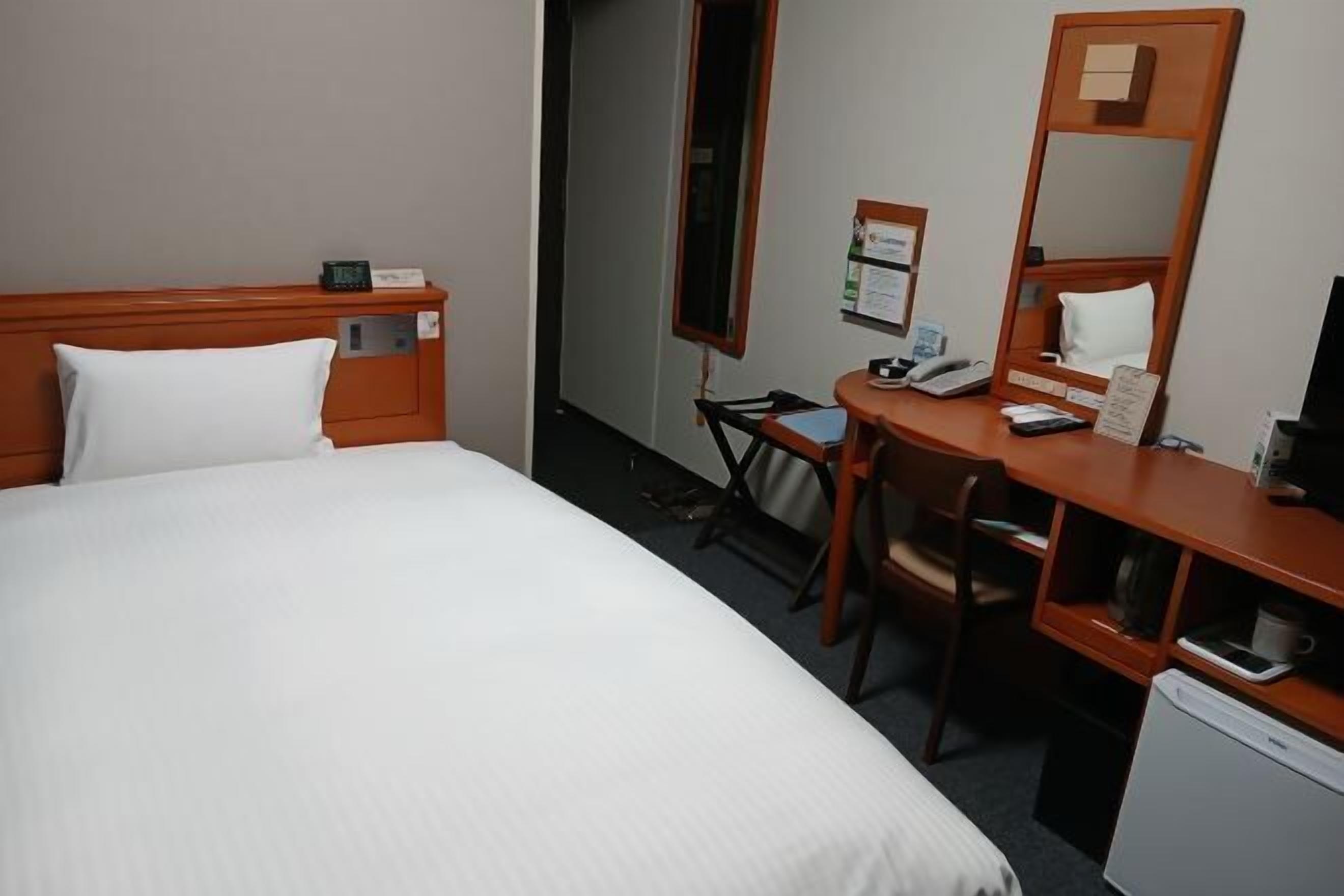 Wi-Fi de cortesia, roupa de cama