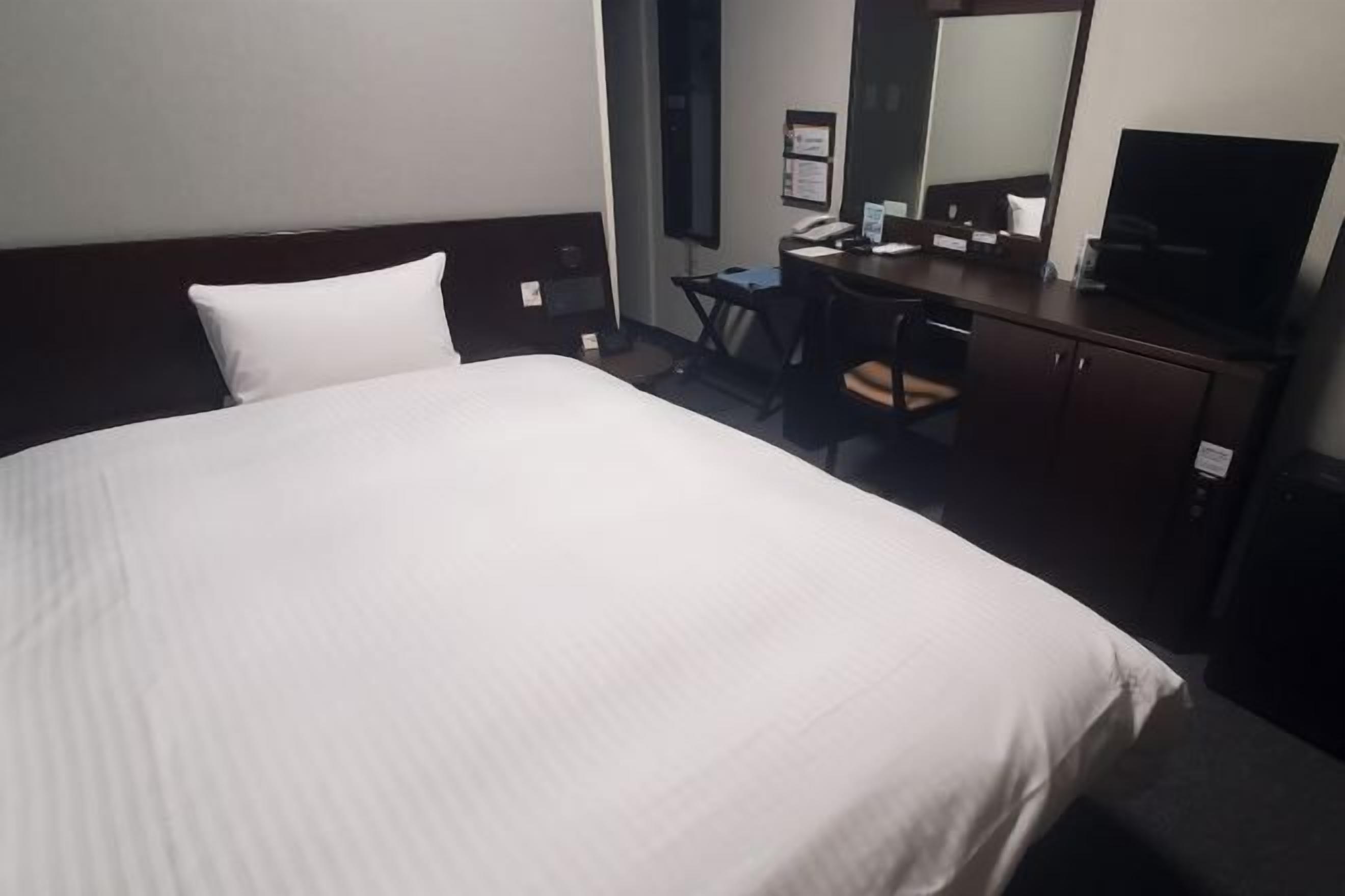 Wi-Fi de cortesia, roupa de cama