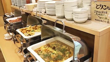 Free daily buffet breakfast