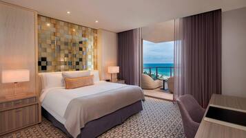 Egyptian cotton sheets, premium bedding, down duvets, minibar