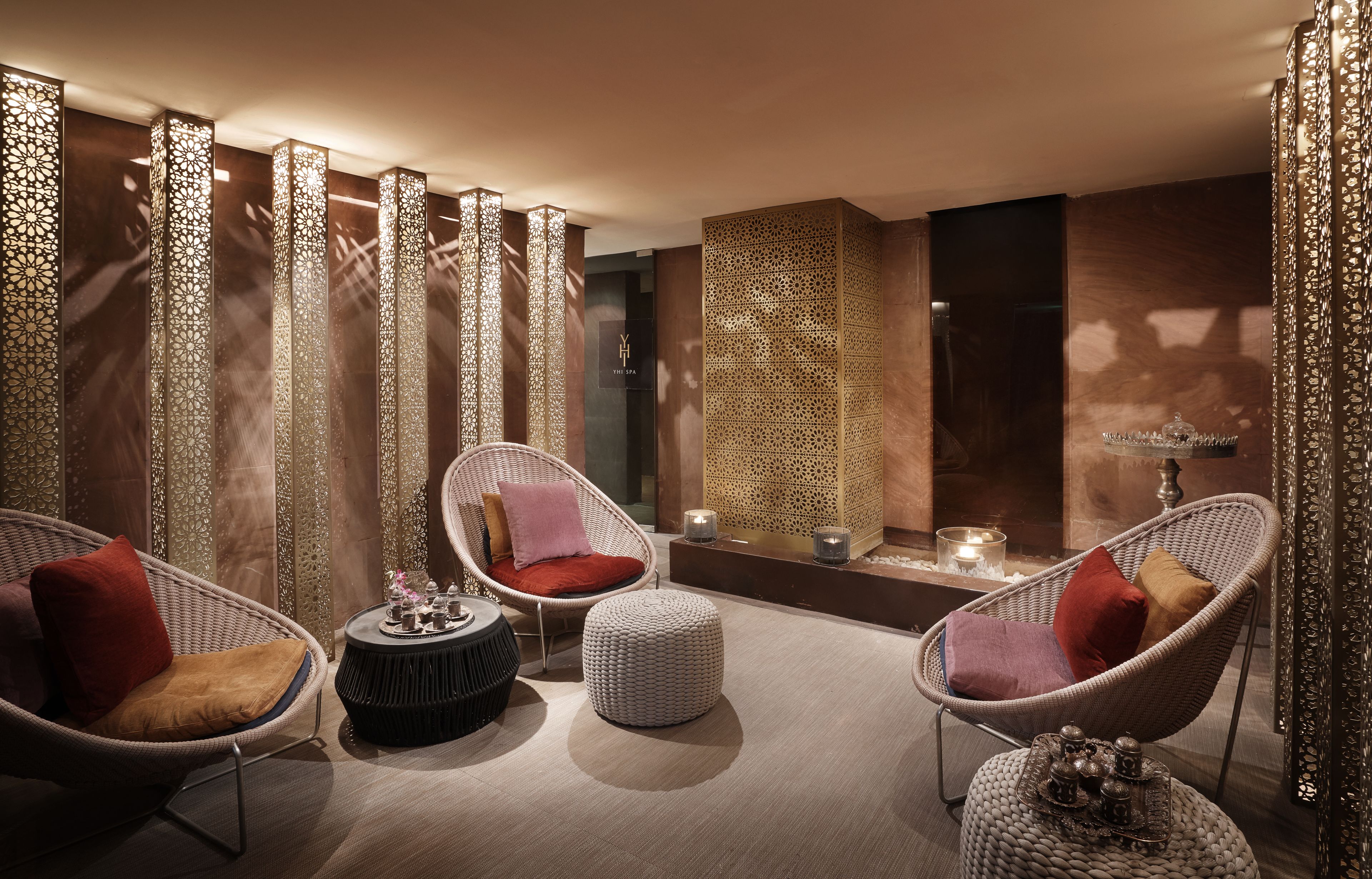 couples treatment room(s), aromatherapy, deep-tissue massages