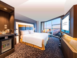 Superior Room, 1 King Bed, City View | 1 bedroom, free minibar, in-room safe, individually decorated