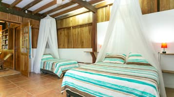 Egyptian cotton sheets, in-room safe, free WiFi, bed sheets