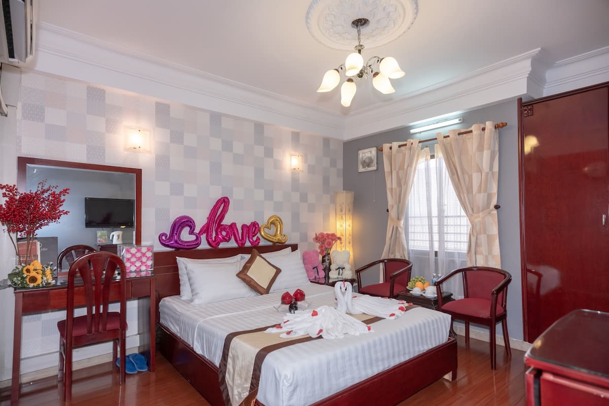 Chambre Deluxe double | Minibar, coffre-fort, bureau, accès au Wi-Fi (inclus)