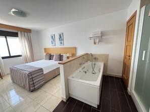 Superior Apartment, 2 Bedrooms, Terrace, Sea View | Premium bedding, in-room safe, iron/ironing board, free WiFi - Macdonald La Ermita Resort (Mijas)