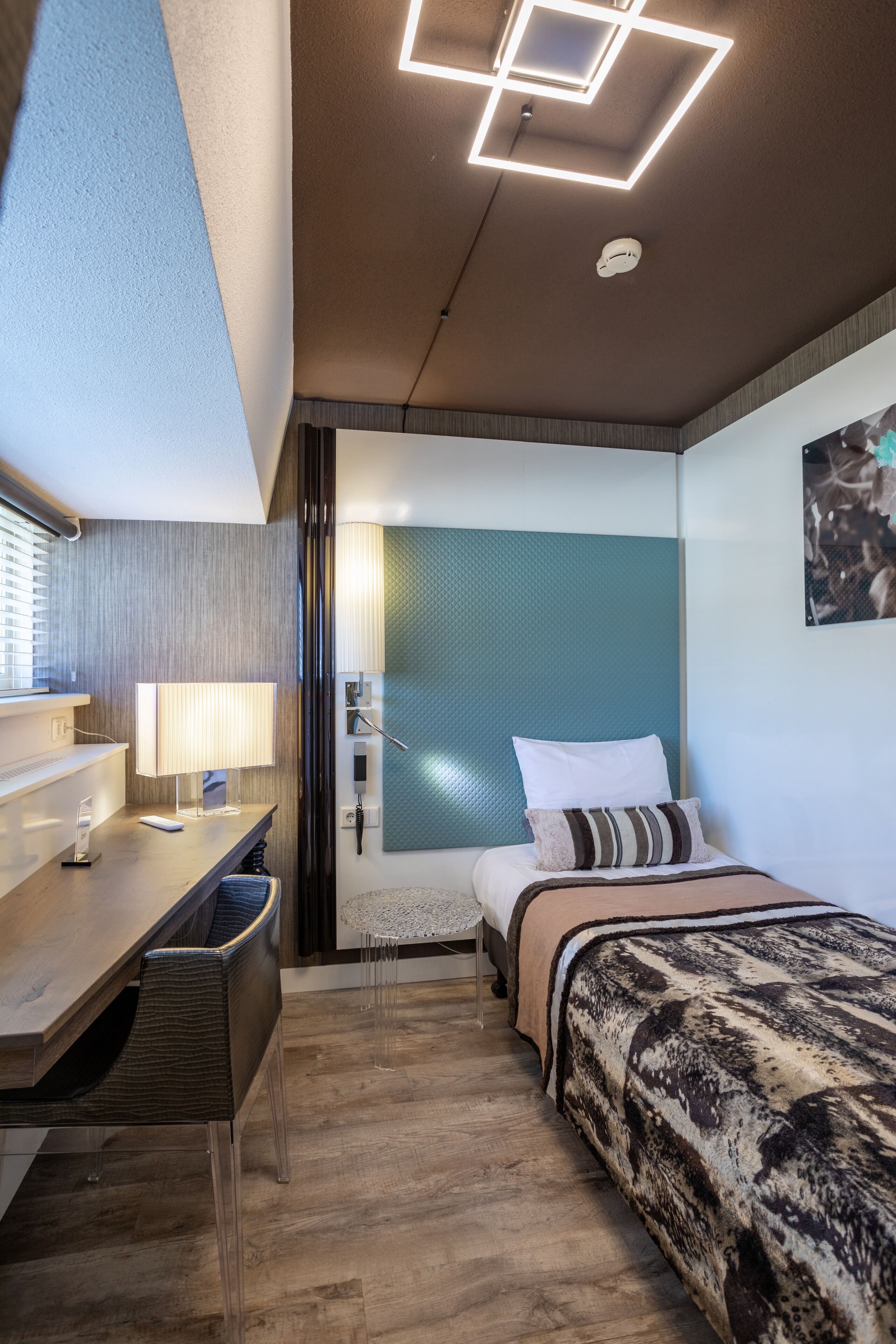 standard single room | 1 bedroom, desk, laptop workspace, blackout curtains