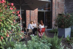 Terrace/patio - Albion Hotel (Ypres)